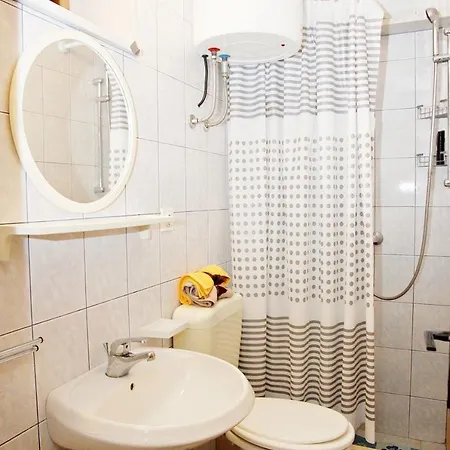 Nikola * بوستيرا